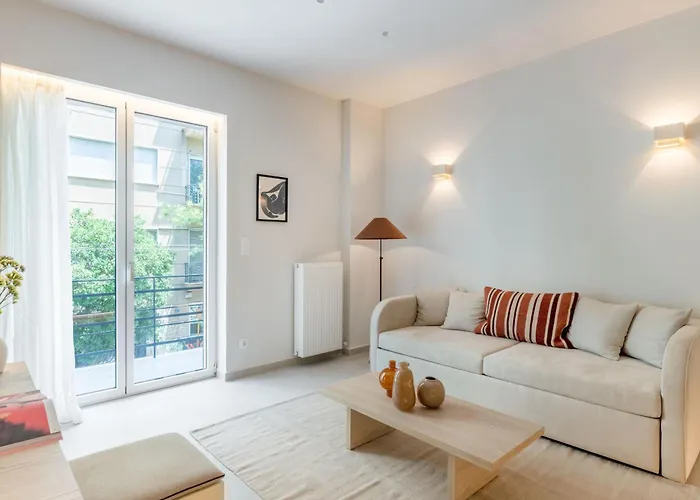 Culture Retreat Apartments Near Archaeological Museum By Upstreet