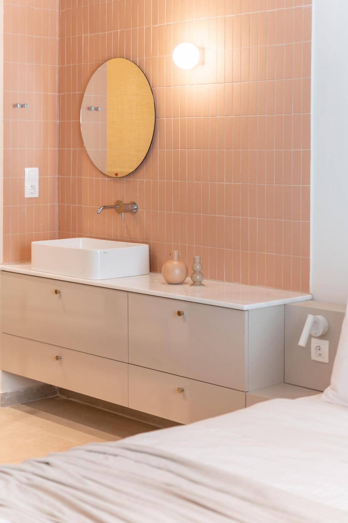 Apartment Culture Retreat Near Archaeological Museum By Upstreet *