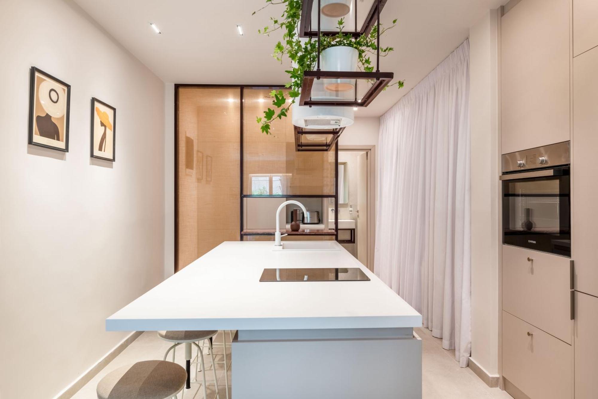 Apartment Culture Retreat Near Archaeological Museum By Upstreet *